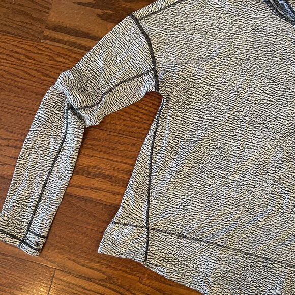 Lululemon Squad Goals Hoodie Size 4 Activewear Performance Workout Training - Picture 5 of 16